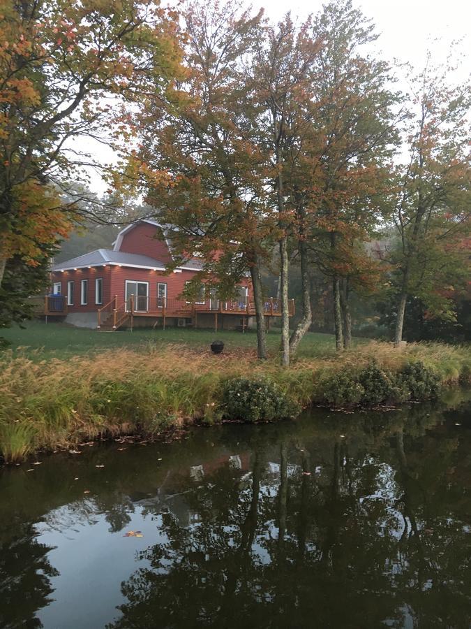 Domaine Henri-Daze Villa Saint-Pierre-Baptiste Exteriör bild